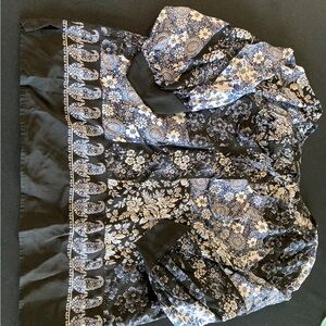 Karen Kane Monochrome Floral Top